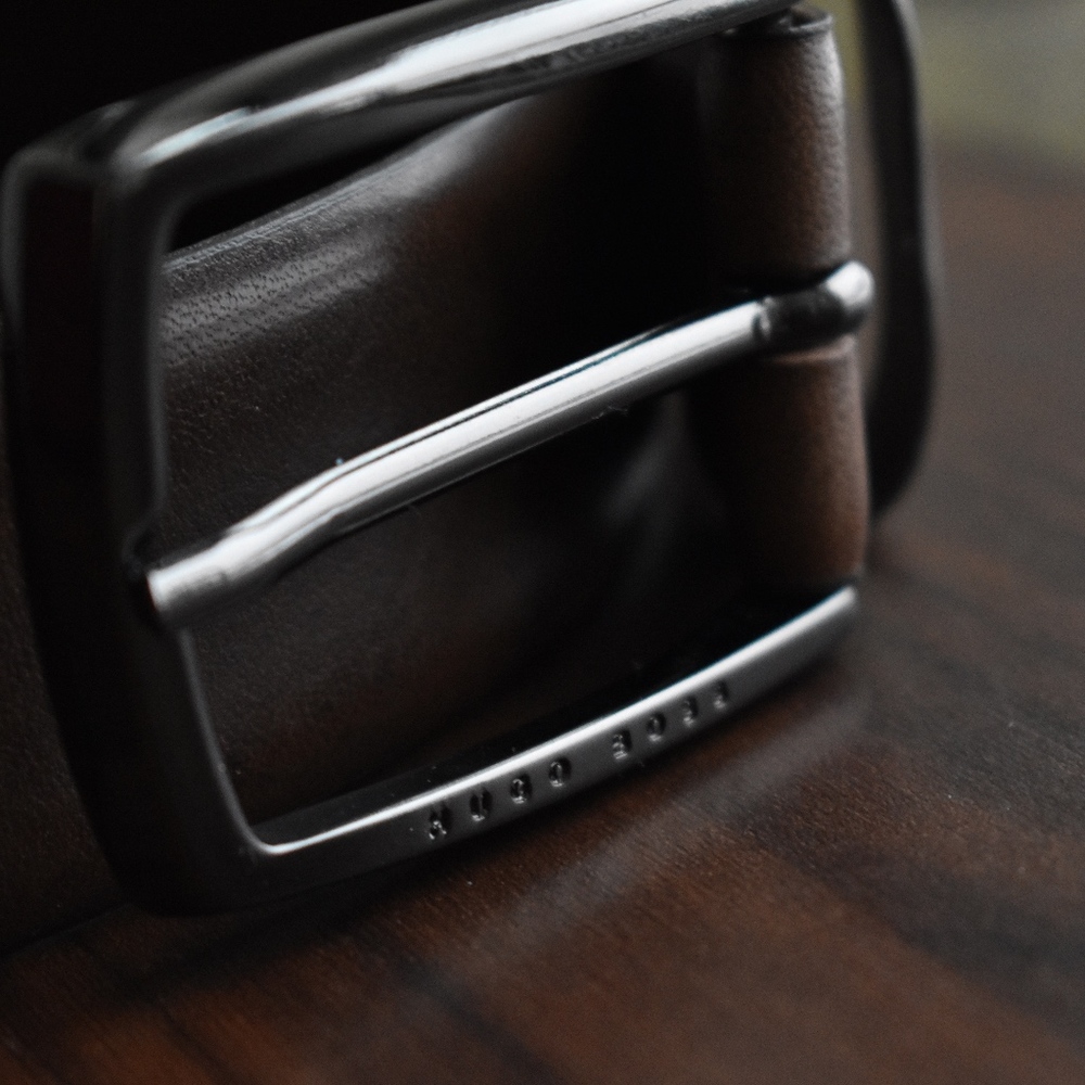 HUGO BOSS 100% Cow leather ( Hand Made) Belt